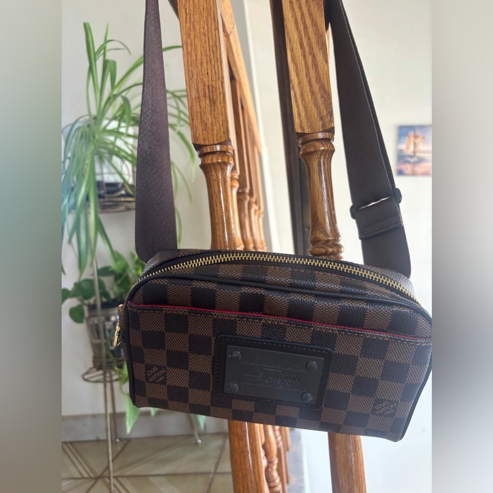 Authentic Louis Vuitton Damier Brooklyn Bum Bag